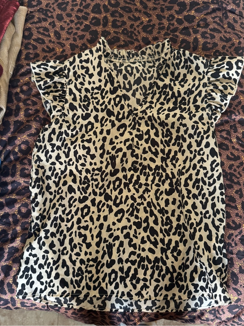 Women's Black and Cream Leopard Print Flutter Sleeve Top